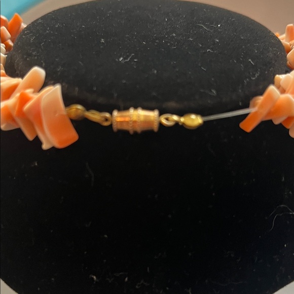 Peach Shell Chip Necklace and Shell Earrings Set - Picture 3 of 4